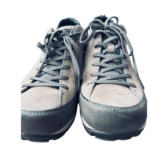 Ecco Womens Biom Hybrid Sneakers Size 8 Gray Suede Leather Upper Vibram Sole Cas - Picture 4 of 11